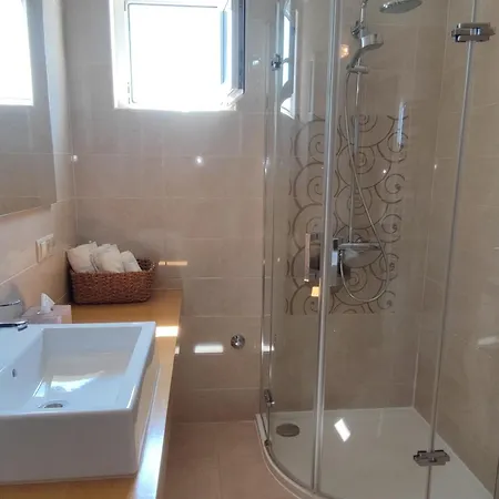 La Mare Apartment
