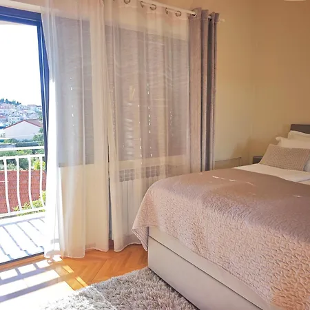 Apartament La Mare *