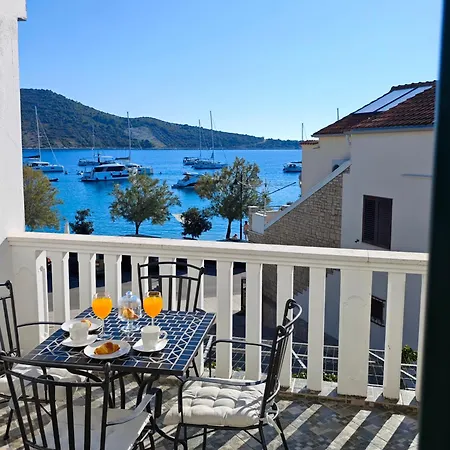 Apartament La Mare Primošten